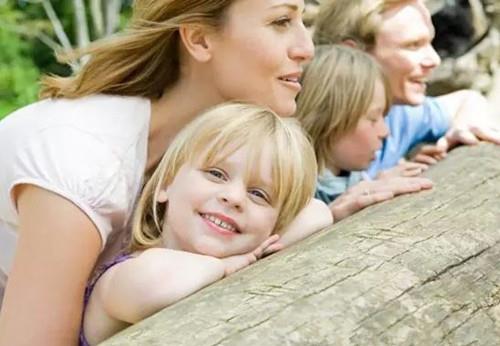 專家:父母的最壞影響莫過(guò)于沒(méi)有自己的生活