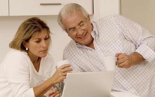 老人做低氧運動有益健康