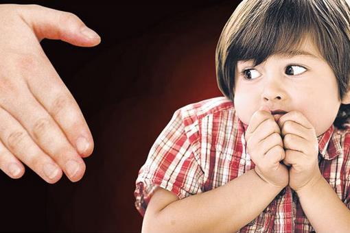 棍棒之下出孝子?別讓家庭教育過于扭曲