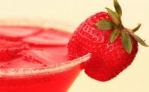 白領養肝明目解毒的胡蘿卜草莓汁