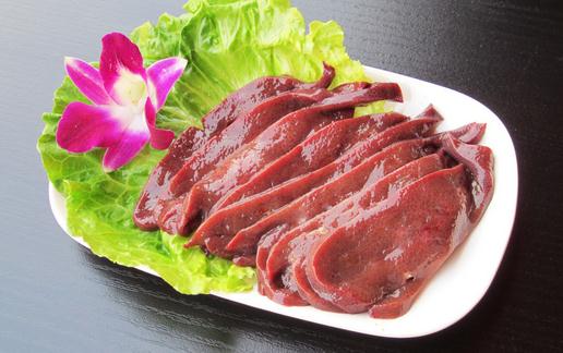 豬肝的營養(yǎng)價(jià)值 怎么去除豬肝的毒?