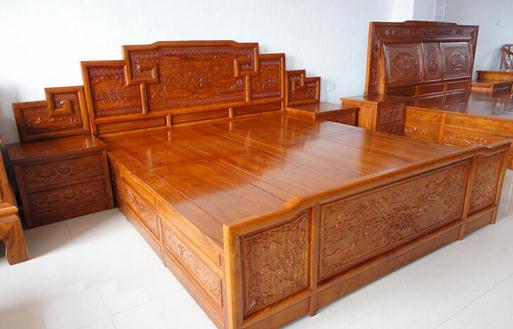 黃花梨木家具應該如何清潔與保養？