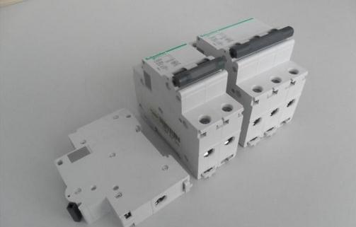 小型斷路器的工作原理-小型斷路器是什么?