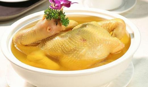 客家名菜清燉雞怎么做?