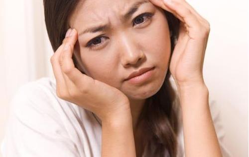 按三個穴位能夠治療暈車嘔吐