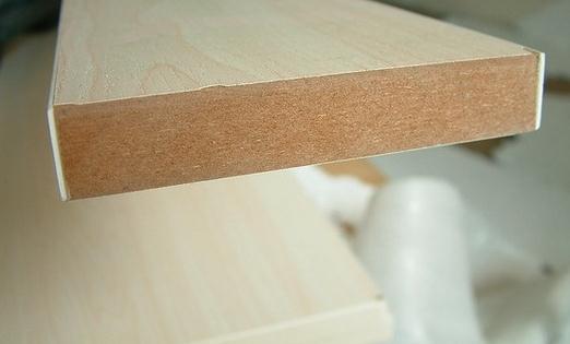 密度板和刨花板的區(qū)別-密度板的厚度與規(guī)格