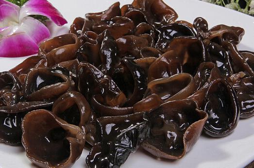 吃什么排毒養(yǎng)顏?盤點五種有助解毒排毒的食物