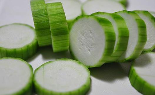 怎么選購好的絲瓜?教你絲瓜選購技巧