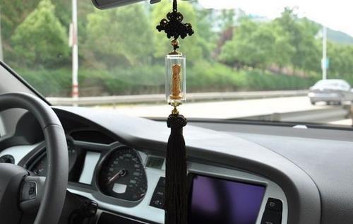 開車族必備的保健知識 感冒后別開車