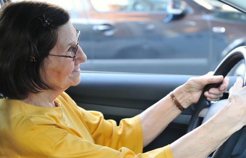 教你在開(kāi)車(chē)中如何防爆胎