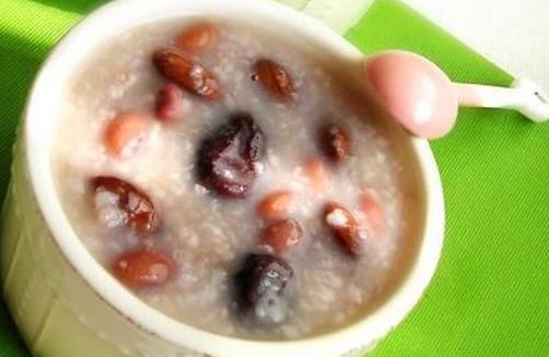 失眠怎么調(diào)理？推薦9種緩解失眠又暖胃的粥