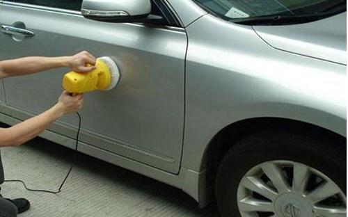 冬季開車要防電 養(yǎng)生4招讓你不觸“電”