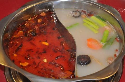 火鍋湯底營養(yǎng)好？盤點吃火鍋的七大誤區(qū)