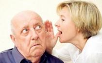 老人聽力不好咋辦？預防方法要做好