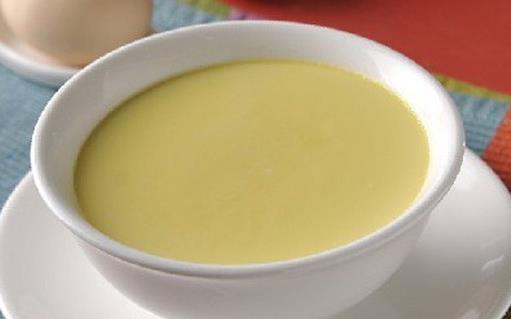 女性失眠危害大 4款美食調理失眠