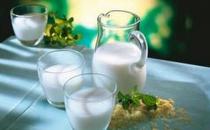 喝酸奶可防輻射 晚上喝酸奶最補鈣