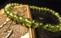 橄欖石如何鑒別？橄欖石的鑒別方法