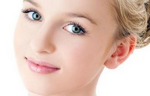 關于女性油性皮膚護理方法