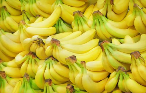 睡前餓了?十款養顏又助眠的食物幫助你