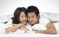 夫妻睡姿的有趣發現