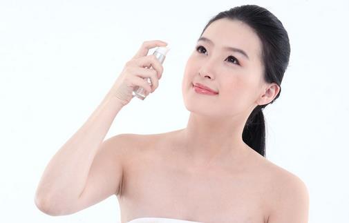 善用化妝水 讓肌膚更水嫩