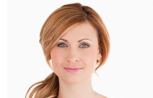 4類(lèi)色斑應(yīng)區(qū)別對(duì)待 讓臉部恢復(fù)亮白