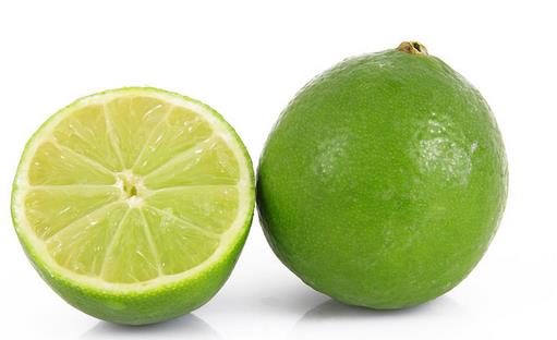 蜂蜜檸檬可以幫人們來(lái)美白肌膚