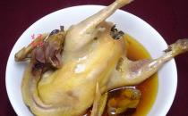 臉上長痘痘不能吃什么？