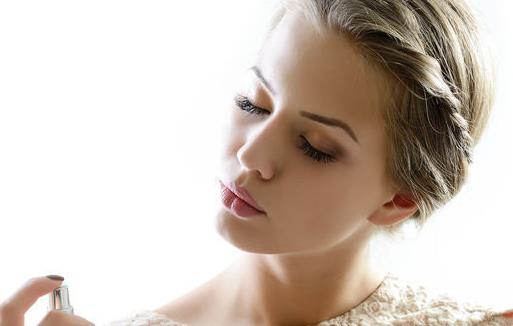 女人年過25就要學會制作祛斑湯