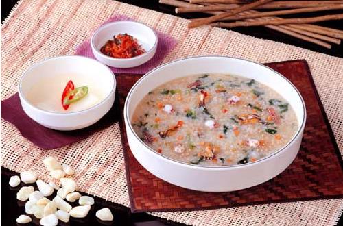 九款養(yǎng)顏祛斑粥 調(diào)養(yǎng)美麗女人