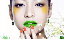 搖滾妝也能如此精致優雅