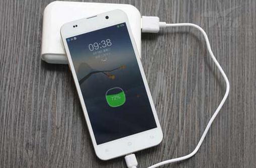 這樣給手機充電能延長電池壽命!