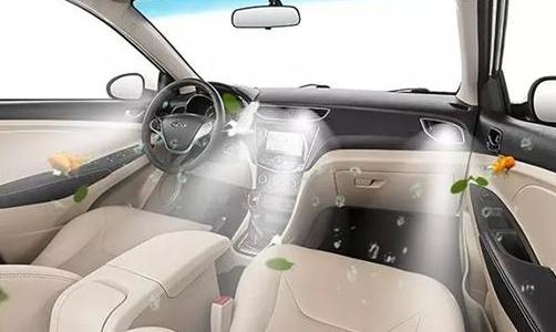 新車有異味?教你去除車內異味