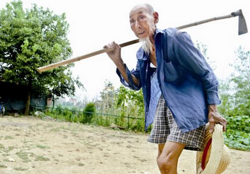 要長(zhǎng)壽看看百歲老人如何養(yǎng)生