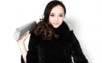 黑色服裝的正確搭配方法