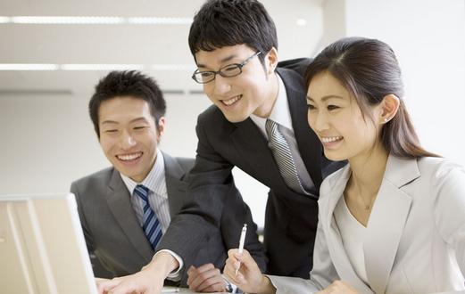 辦公室一族要當心是用眼過度