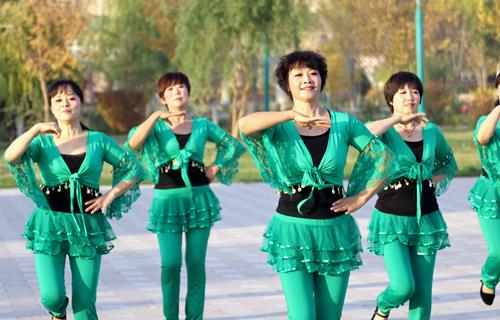 老年人跳廣場舞40分鐘足夠