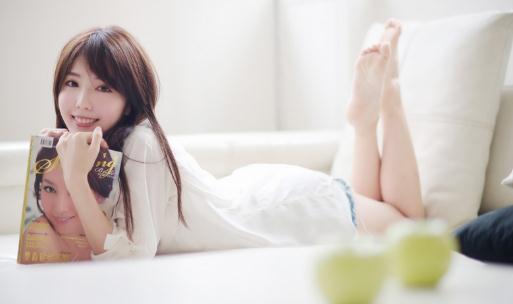 家居生活的健康常識:屋里花多眼睛累