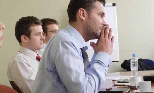 巧妙使用名片讓你交際更順利