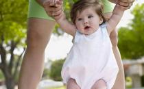 當(dāng)心這些衣服會(huì)妨礙寶寶成長(zhǎng)發(fā)育