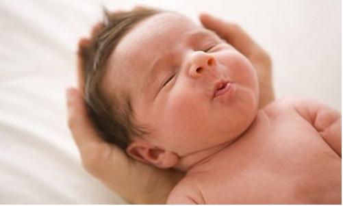 初生嬰兒的五個奇怪狀況