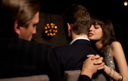 男人猜女人出軌后的7大表現