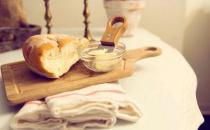 經(jīng)常吃面包會(huì)哪些危害？