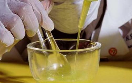 驚男人小便里的健康密碼