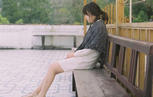 女人想要幸福千萬(wàn)要經(jīng)得起誘惑