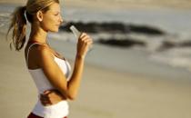 女人第一眼都會看男人的哪個部位？