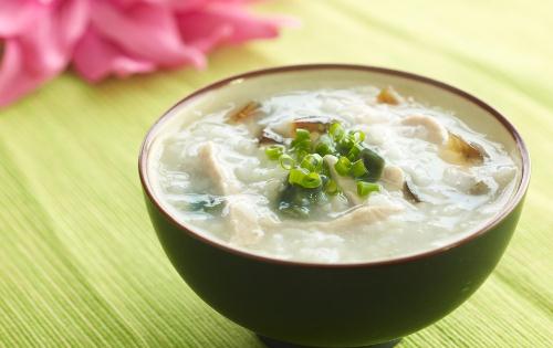 為家人煲一碗皮蛋瘦肉粥吧!