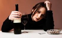 女人抽煙又喝酒？對卵子危害大！