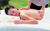 胸小不僅影響魅力 更埋下這些健康危機