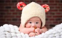 寶寶不停打嗝怎么辦？